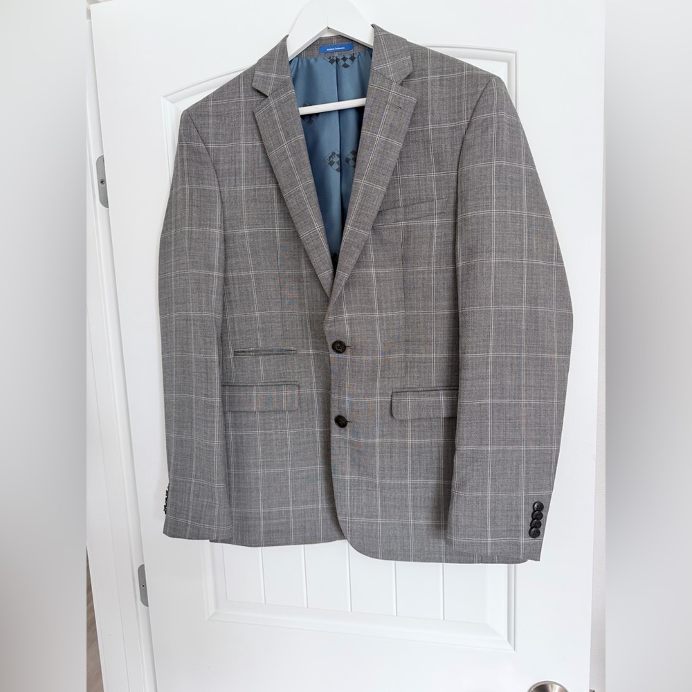 Vince Camuto sport coat man ,Size 38R